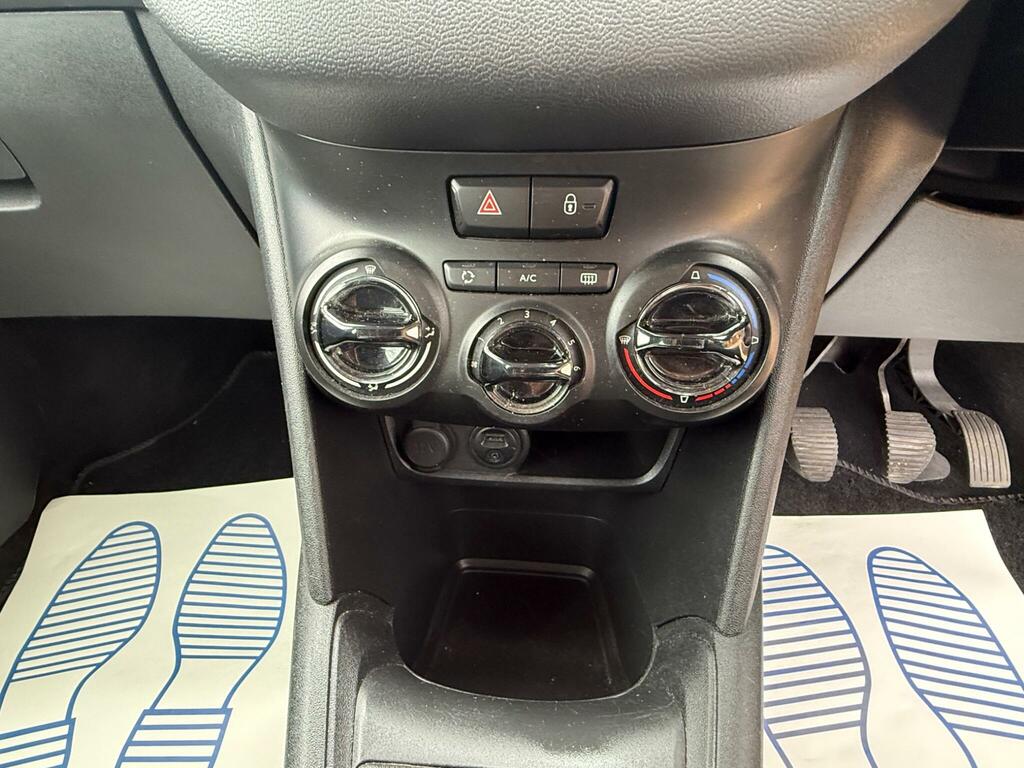 Peugeot 208 Active Blue #28