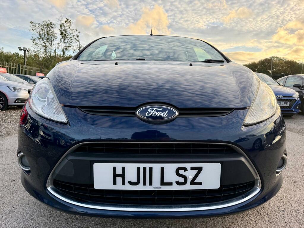 Ford Fiesta Edge Silver #2