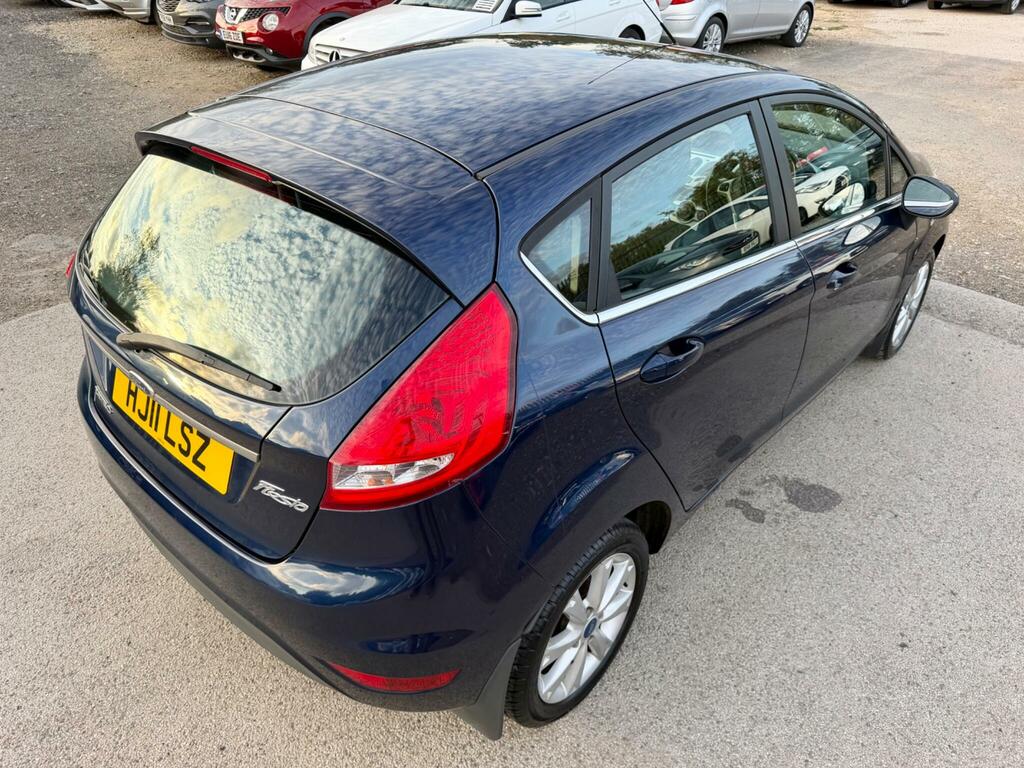 Ford Fiesta Edge Silver #21