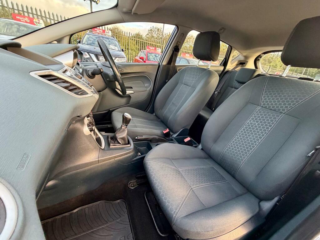 Ford Fiesta Edge Silver #47