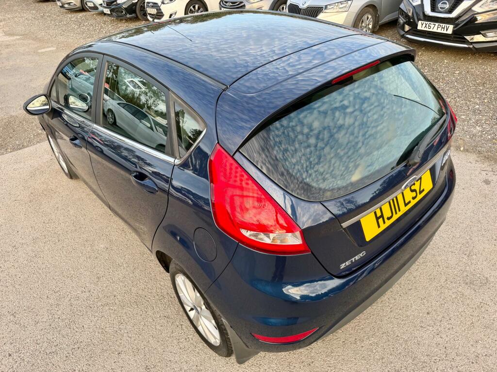 Ford Fiesta Edge Silver #50