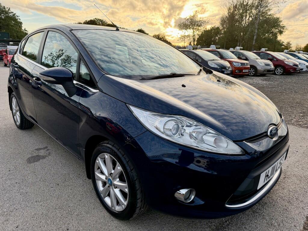 Ford Fiesta Edge Silver #5