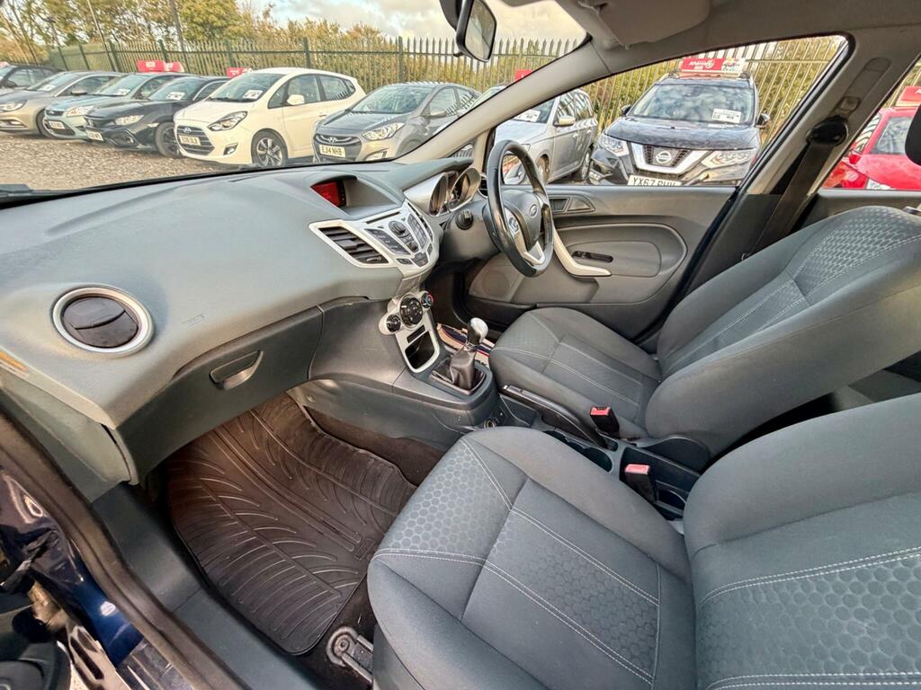 Ford Fiesta Edge Silver #46