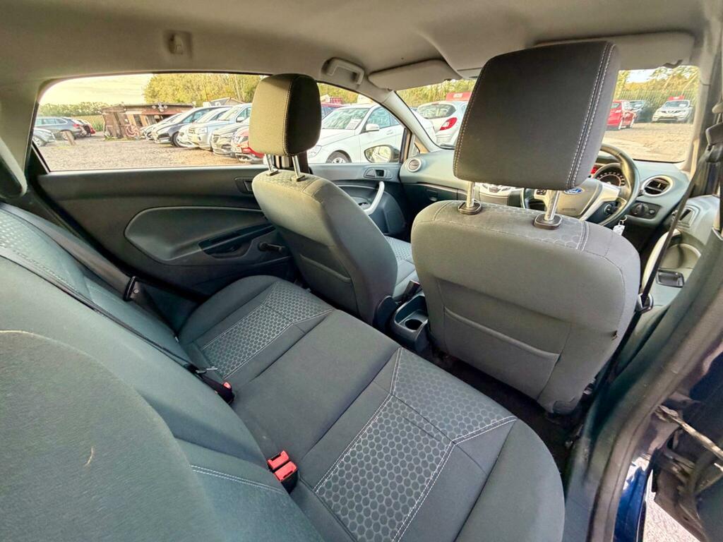 Ford Fiesta Edge Silver #31