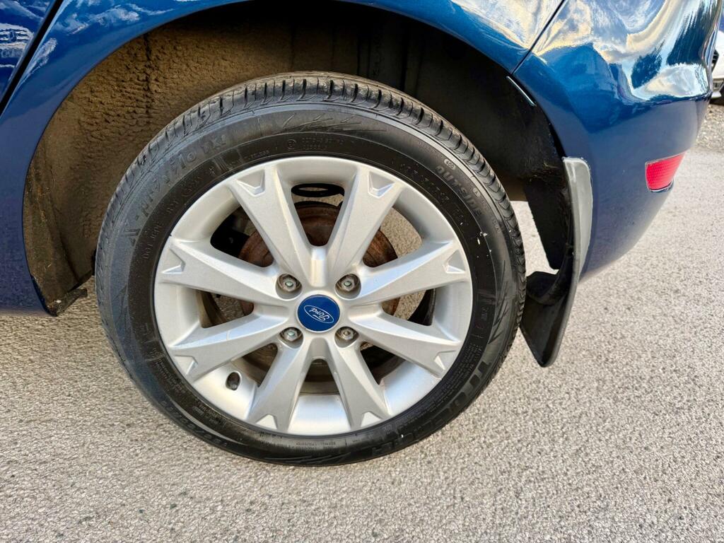 Ford Fiesta Edge Silver #36