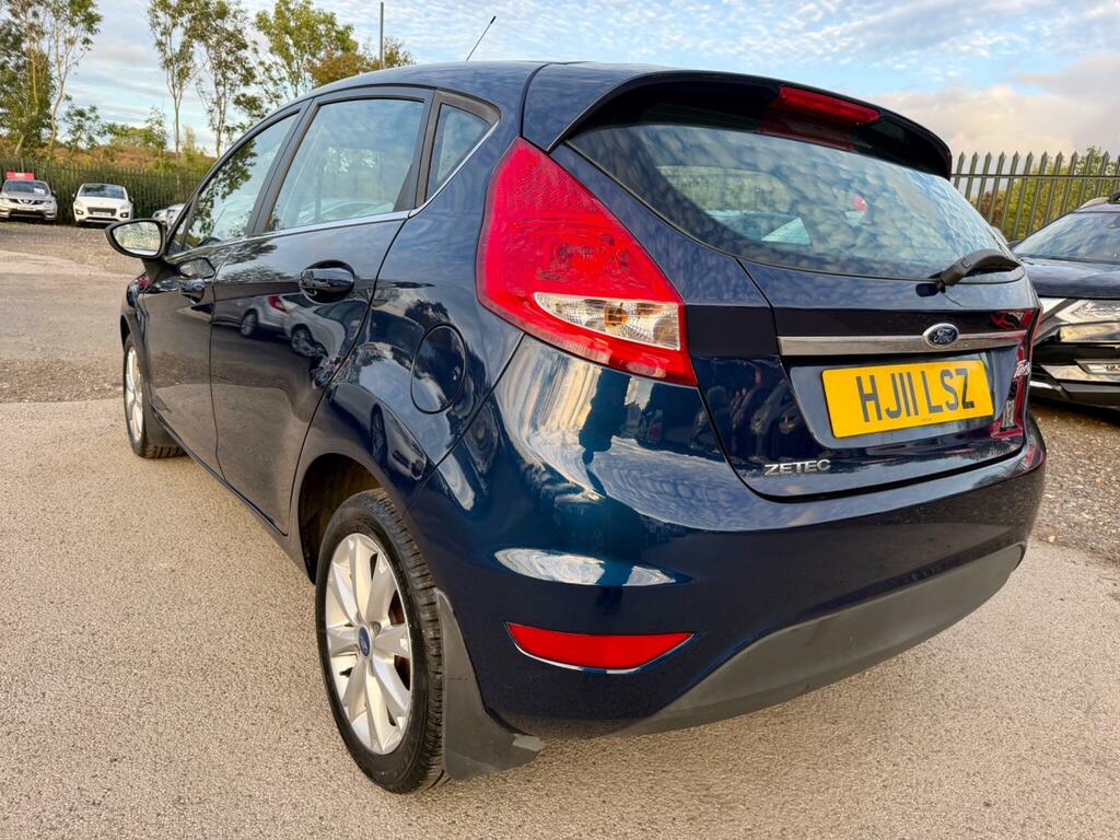 Ford Fiesta Edge Silver #4