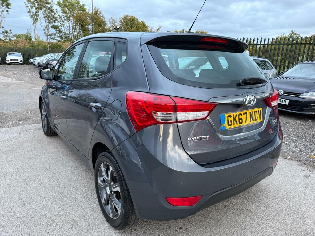 Hyundai Ix20 Se Hatchback Grey #11