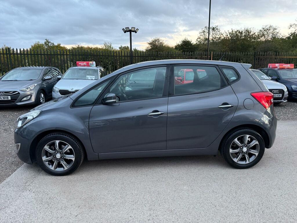 Hyundai Ix20 Se Hatchback Grey #13