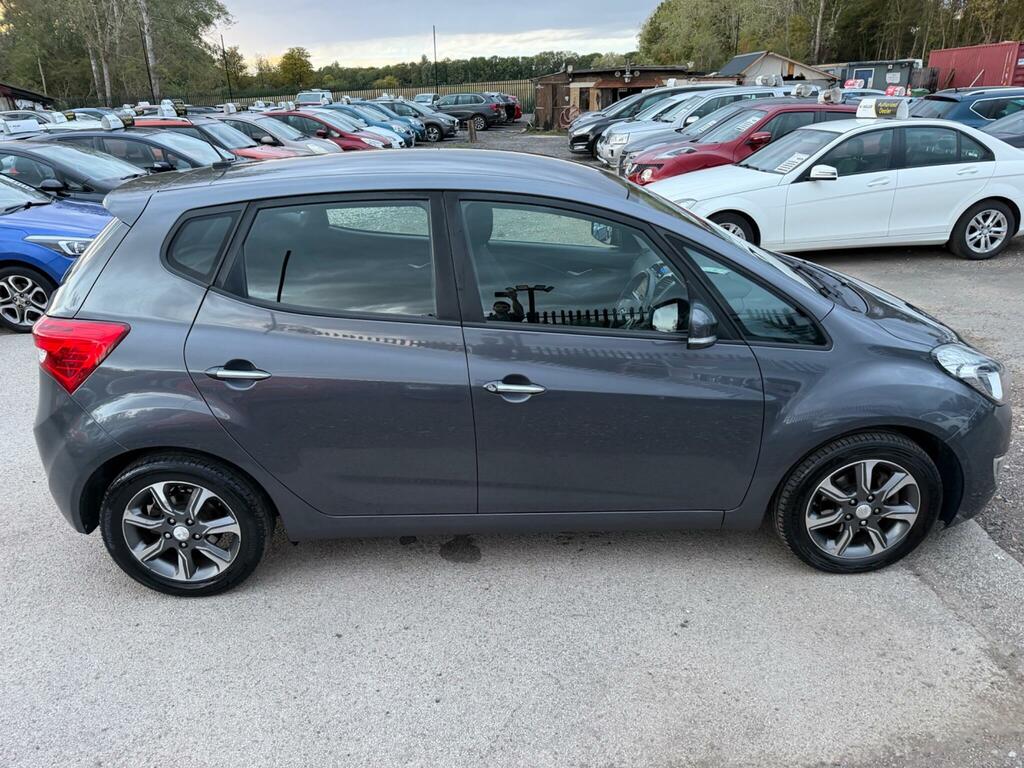 Hyundai Ix20 Se Hatchback Grey #17