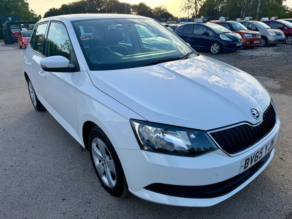 Skoda Fabia Se White #6