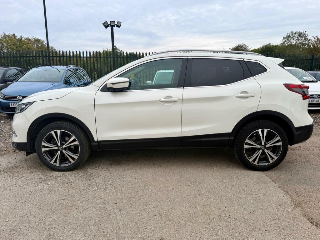 Nissan Qashqai N-connecta White #5