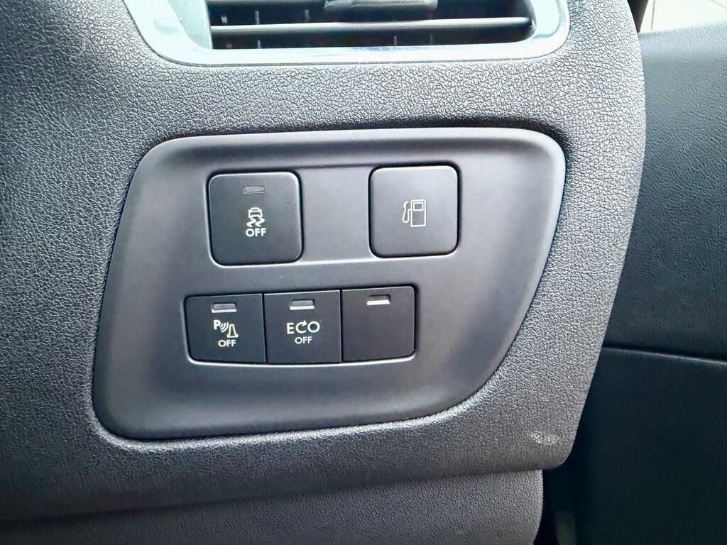 Citroen C4 1.6 Bluehdi Feel 98 Bhp White #27