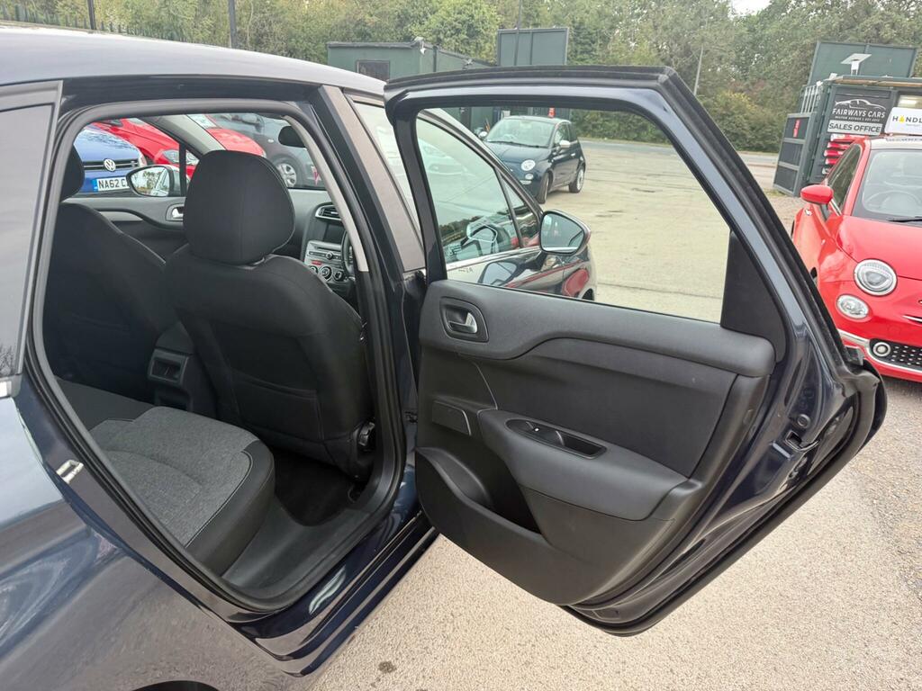 Citroen C4 1.6 Bluehdi Feel 98 Bhp White #31