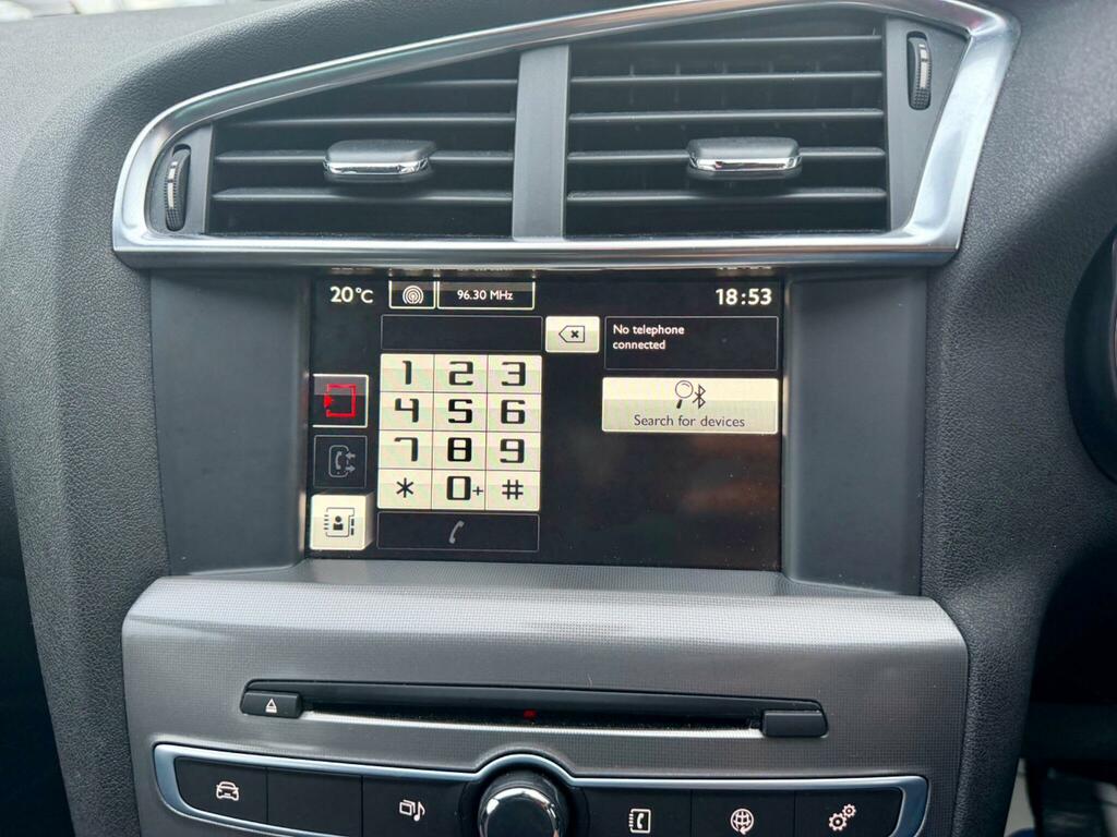 Citroen C4 1.6 Bluehdi Feel 98 Bhp White #38