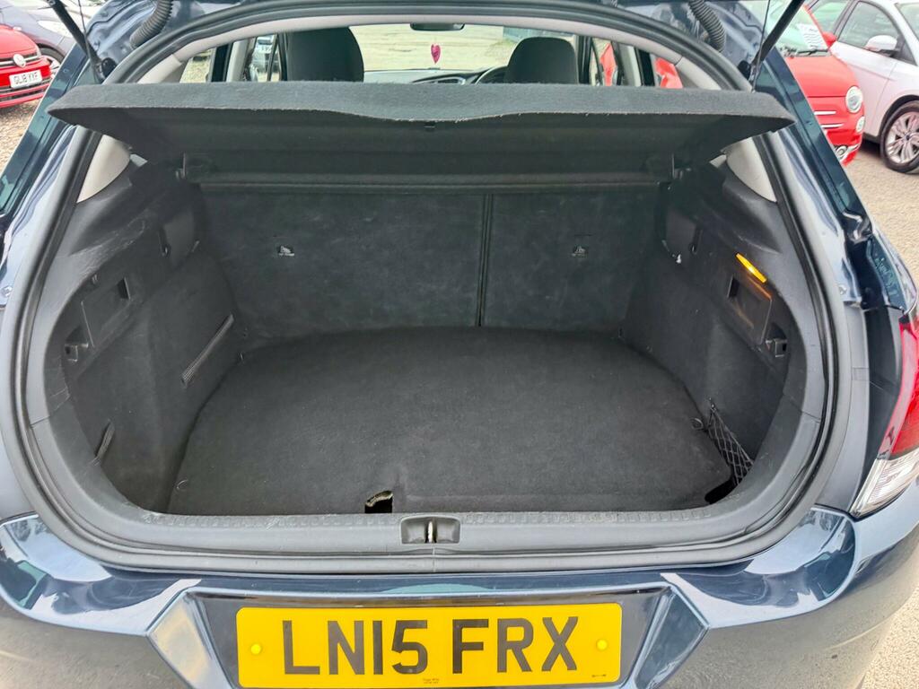 Citroen C4 1.6 Bluehdi Feel 98 Bhp White #43
