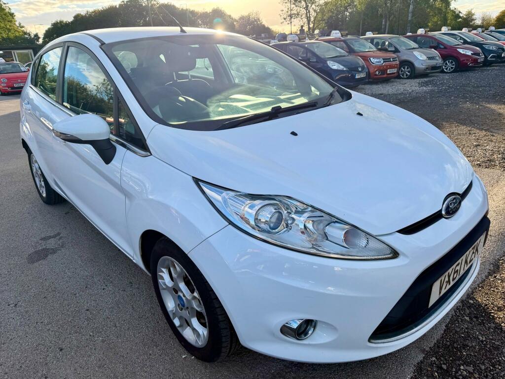 Ford Fiesta Zetec White #6