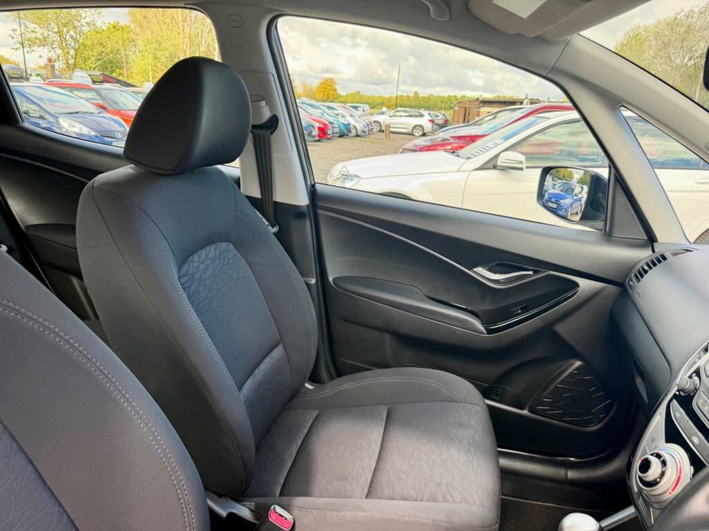 Hyundai Ix20 1.6 Active Euro 5 Grey #28