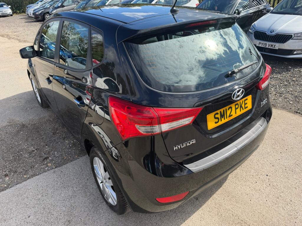 Hyundai Ix20 Active Black #5
