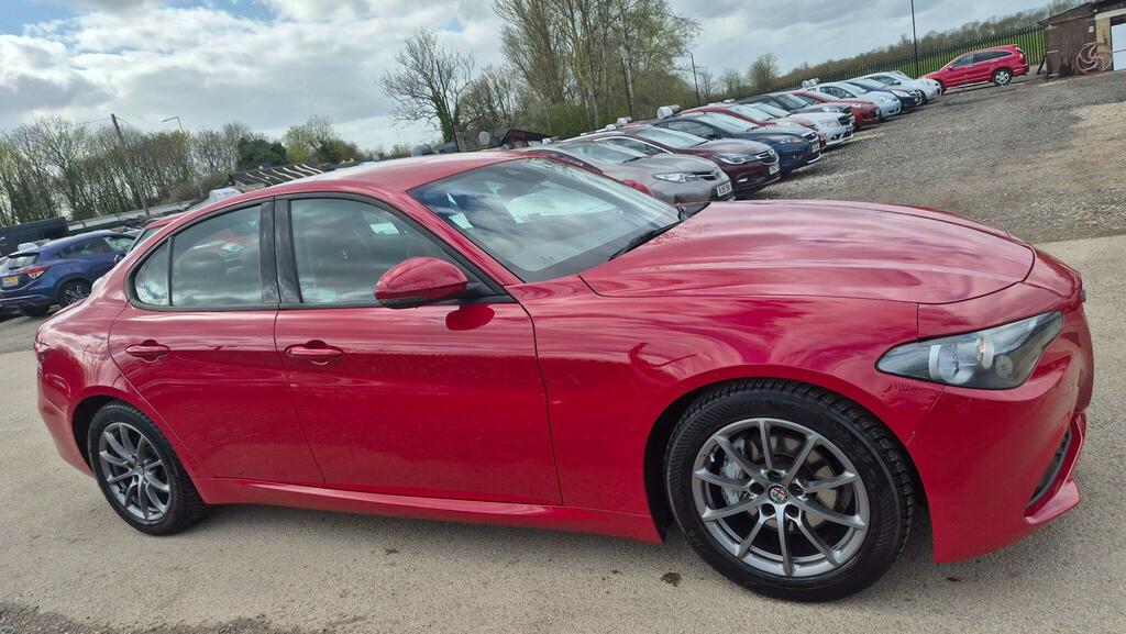 Alfa Romeo Giulia 2.0T Super Euro 6 Ss Red #4