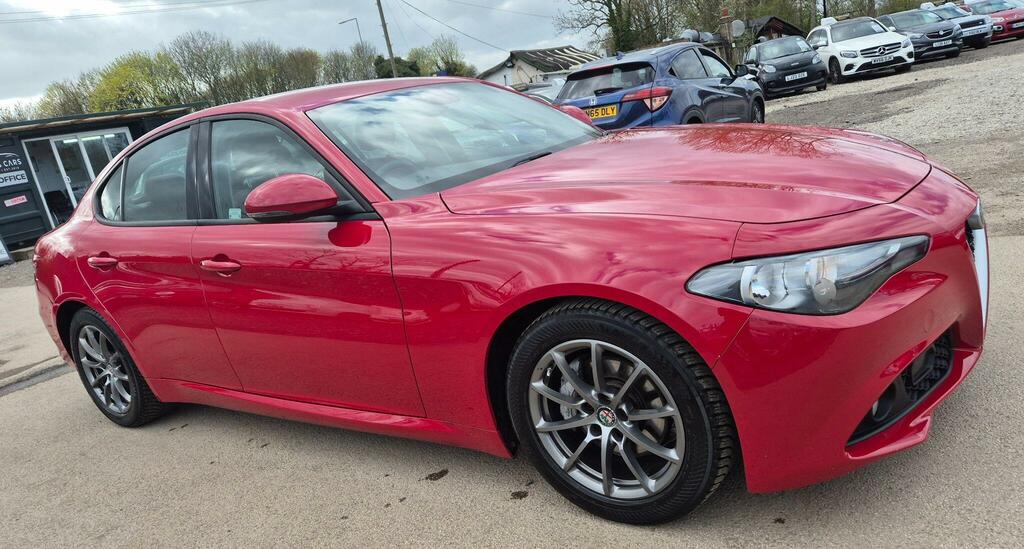Alfa Romeo Giulia 2.0T Super Euro 6 Ss Red