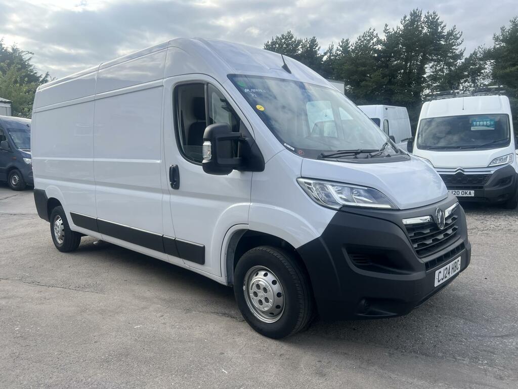 Vauxhall Movano Prime White #3