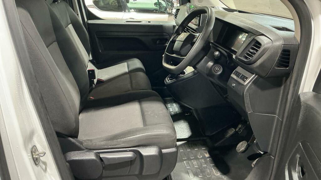 Citroen Dispatch Driver XL White #5