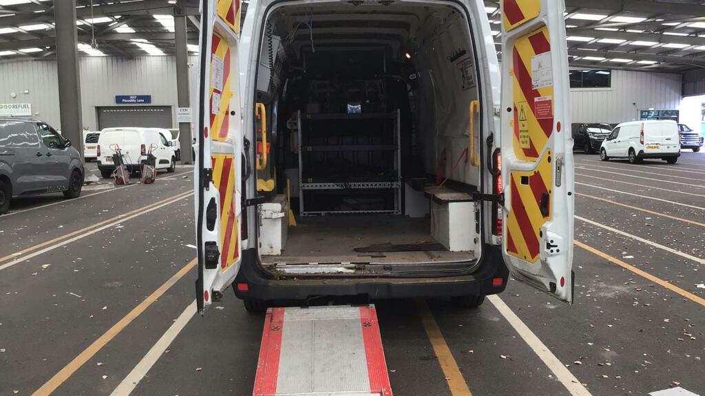 Vauxhall Movano Edition White #3