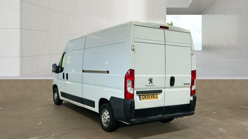 Peugeot Boxer Professional White #3