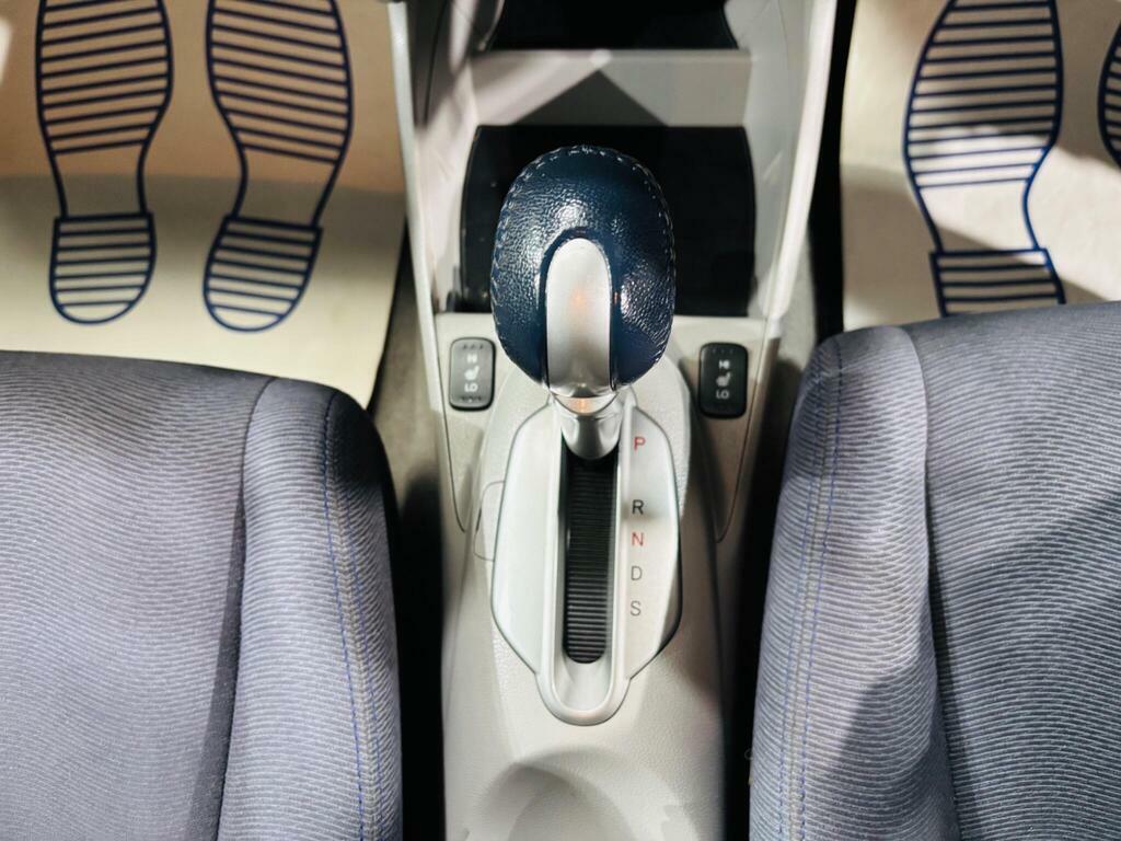 Honda Insight Insight Se Cvt White #19