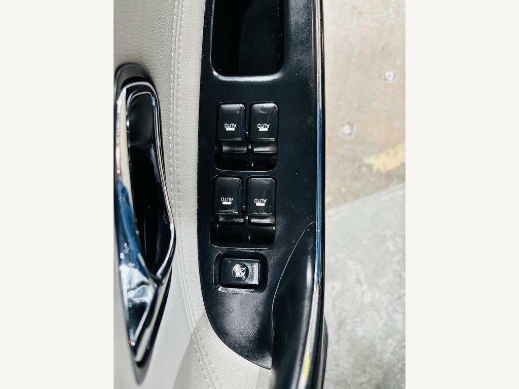 Kia Ceed 1.6 Crdi Ecodynamics 2 Euro 5 Ss Silver #15