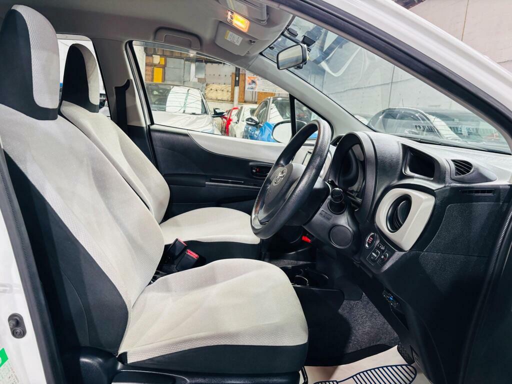 Toyota Yaris Hatchback Black #11