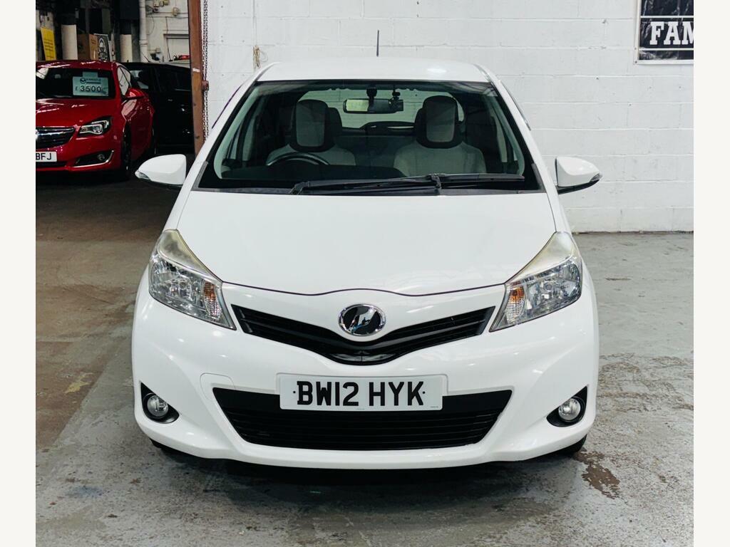 Toyota Yaris Hatchback Black #2