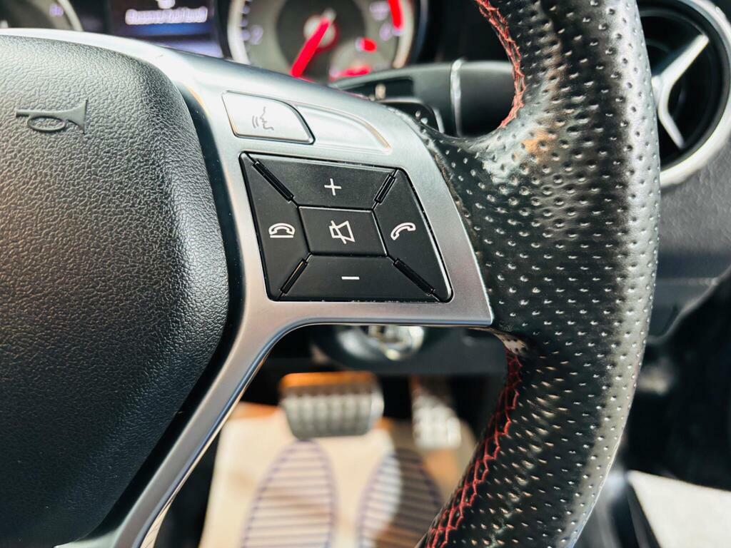 Mercedes-Benz GLA Class Blue #19