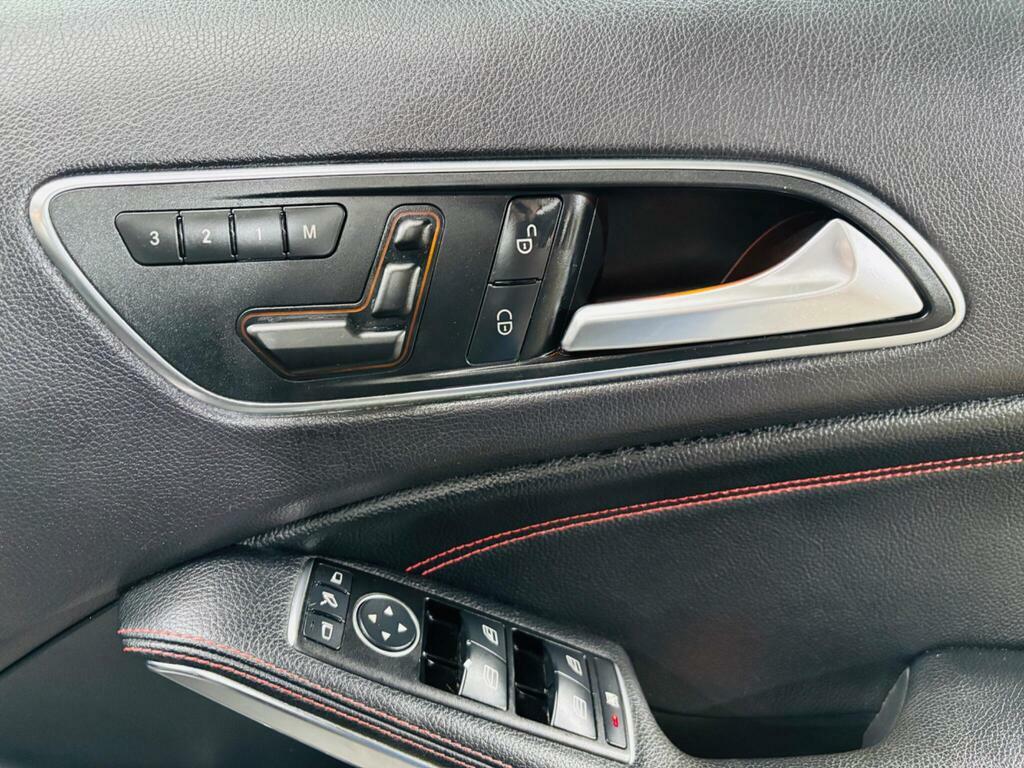 Mercedes-Benz GLA Class Blue #16