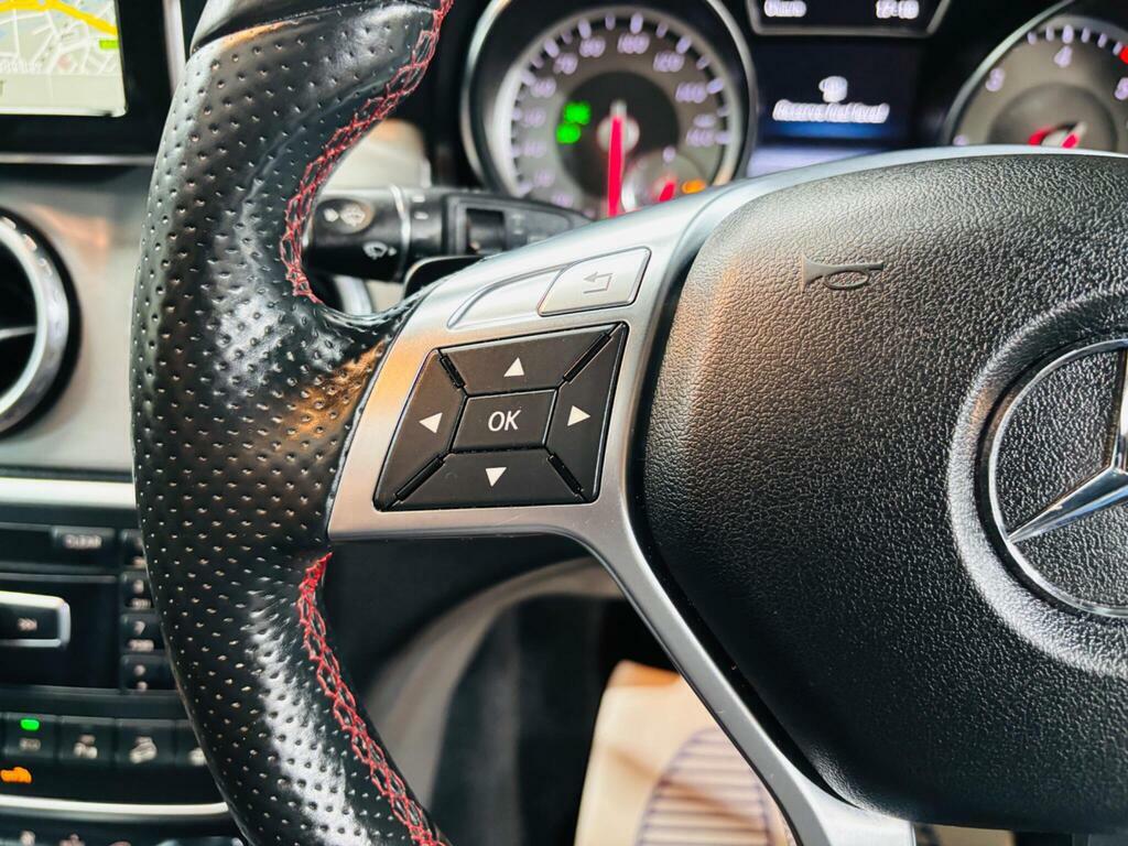 Mercedes-Benz GLA Class Blue #20