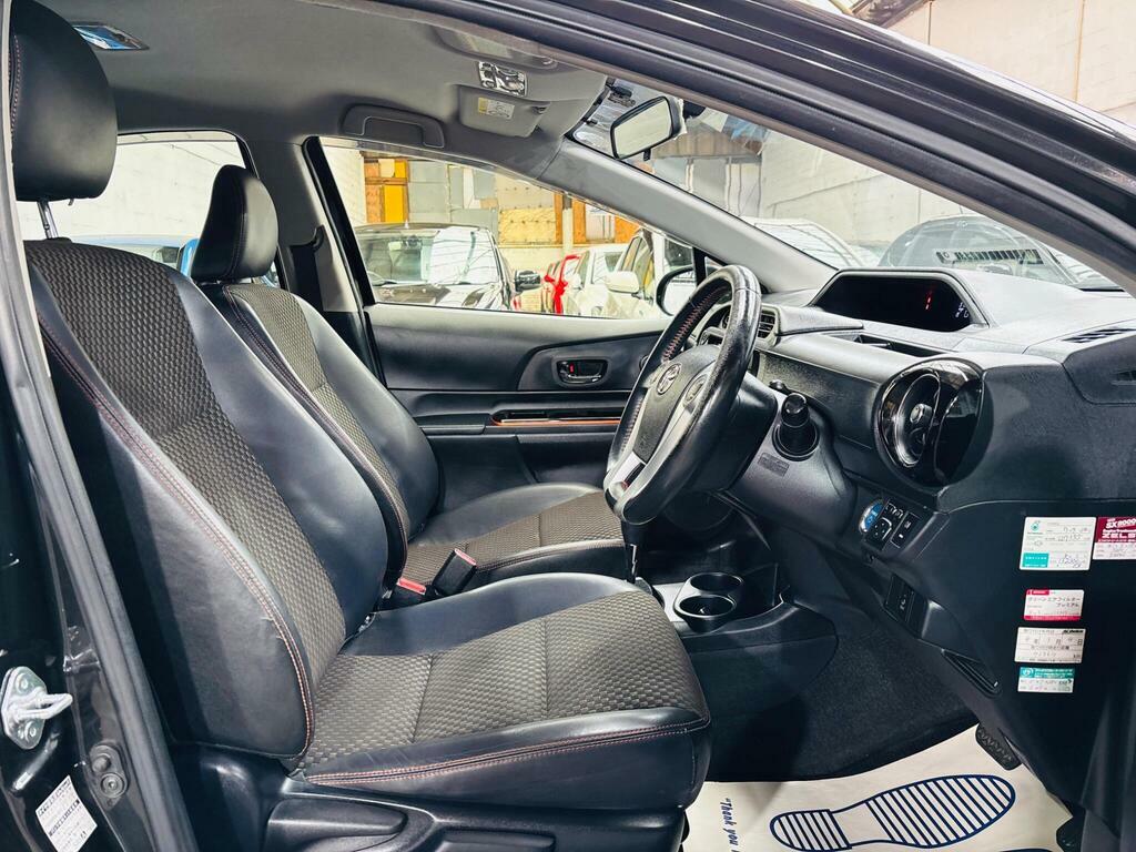 Toyota Aqua Hatchback Black #11