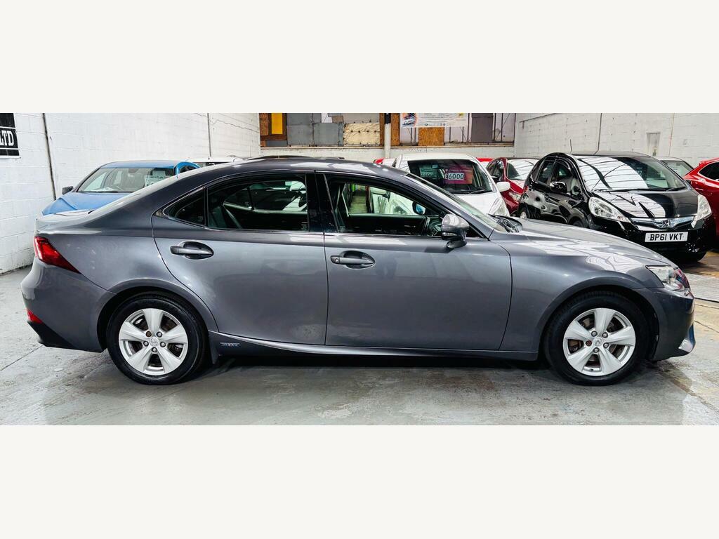 Lexus IS 2.5 300H Luxury 220 Bhp White #7