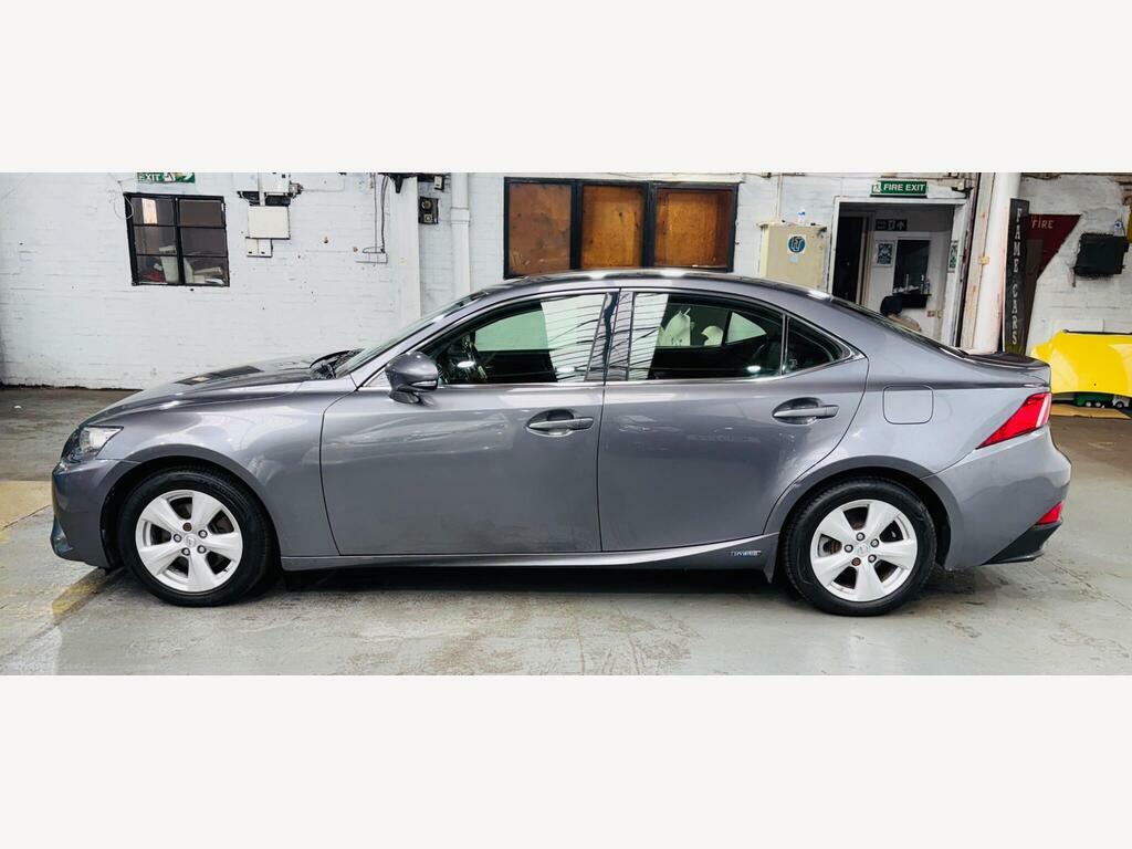 Lexus IS 2.5 300H Luxury 220 Bhp White #8