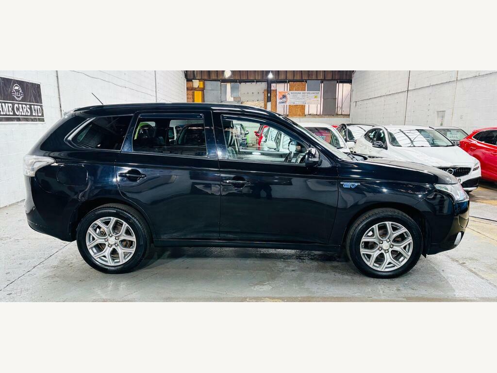 Mitsubishi Outlander Di-d Gx 3 Black #7