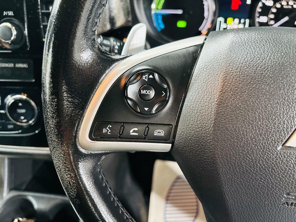 Mitsubishi Outlander Di-d Gx 3 Black #17