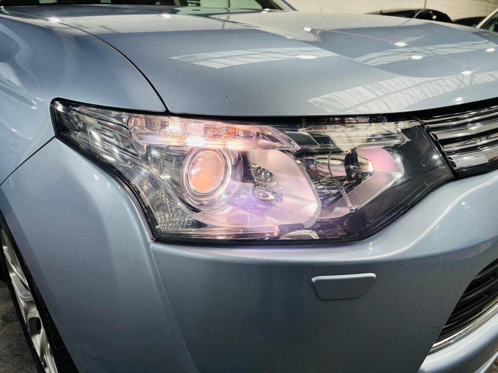 Mitsubishi Outlander Di-d Gx 3 Grey #23