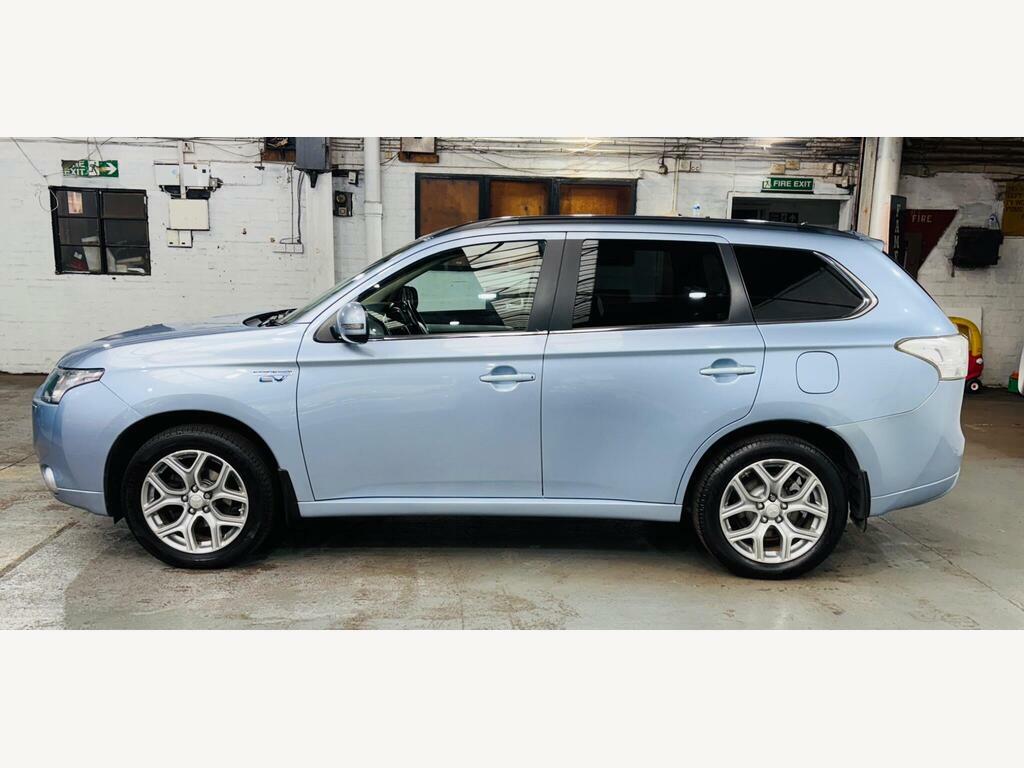 Mitsubishi Outlander Di-d Gx 3 Grey #8