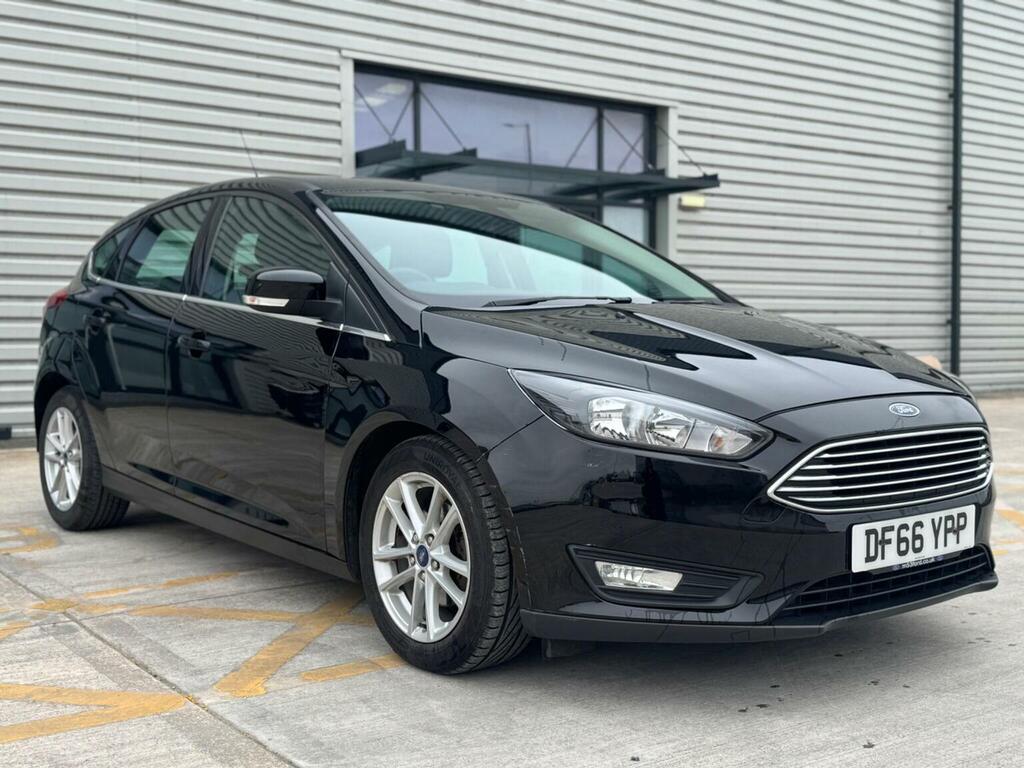 Ford Focus Hatchback 1.0T Ecoboost Zetec Euro 6 Ss 20 DF66YPP Black #4