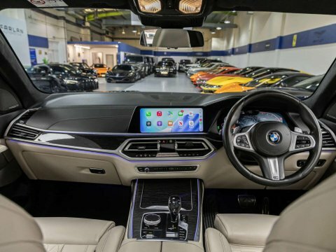 BMW X7 3.0 40I M Black #2