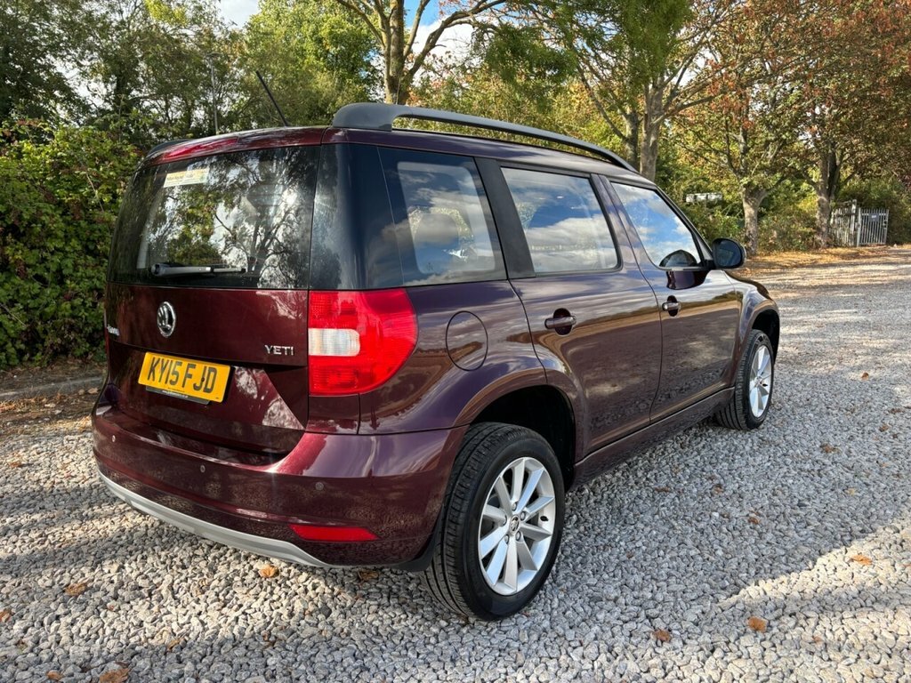 Skoda Yeti 1.2L S KY15FJD Red #4
