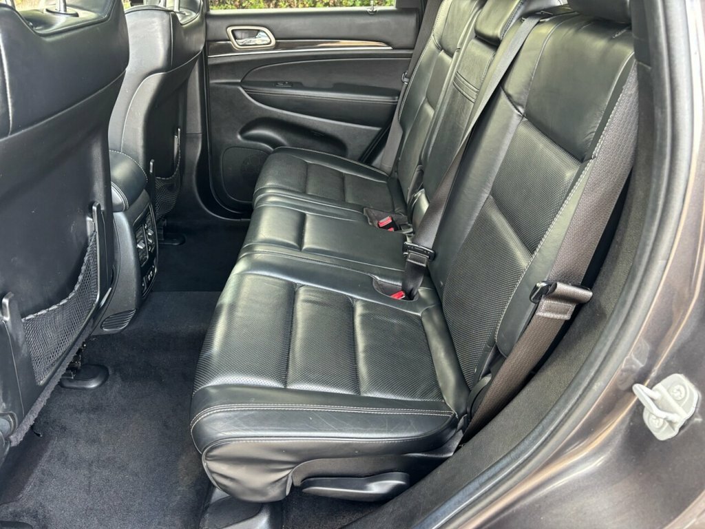Jeep Grand Cherokee Limited White #44