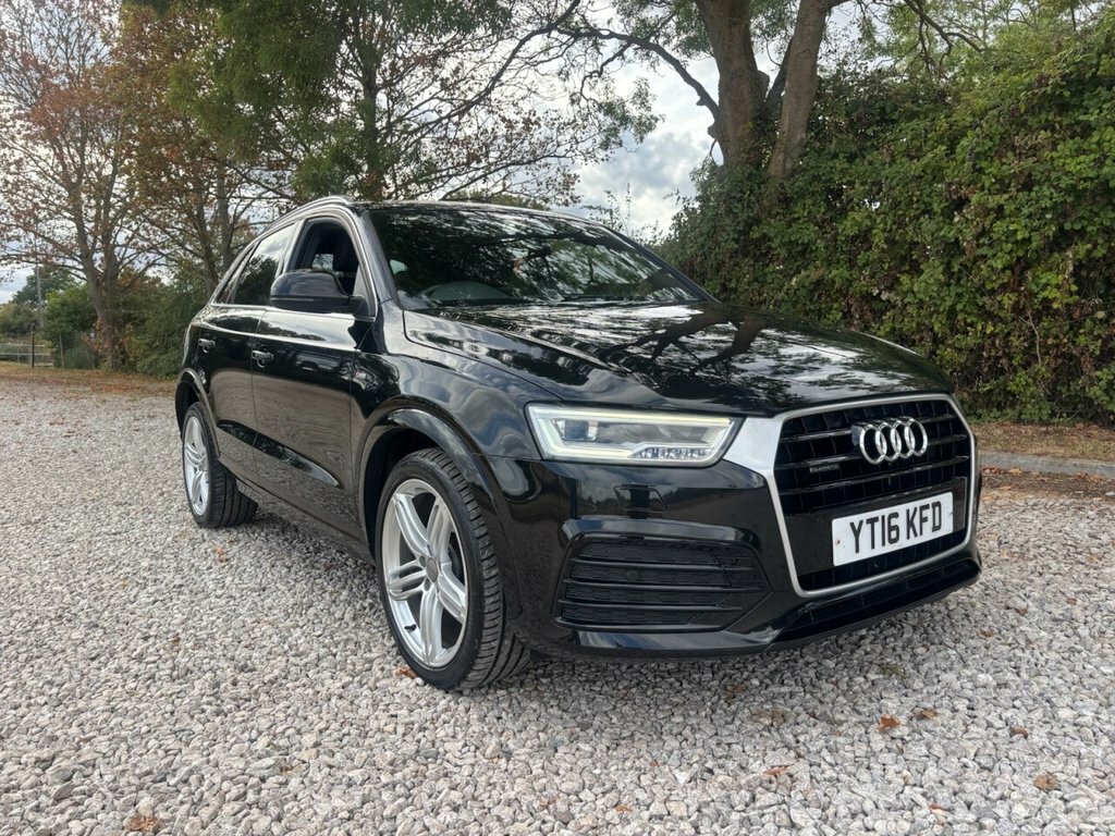 Audi Q3 2L S Line Plus Black