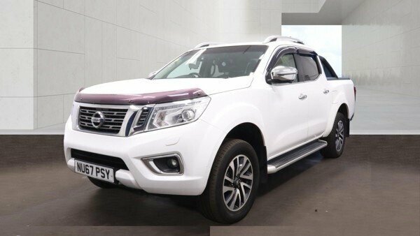 Nissan Navara 2.3L Tekna White #2