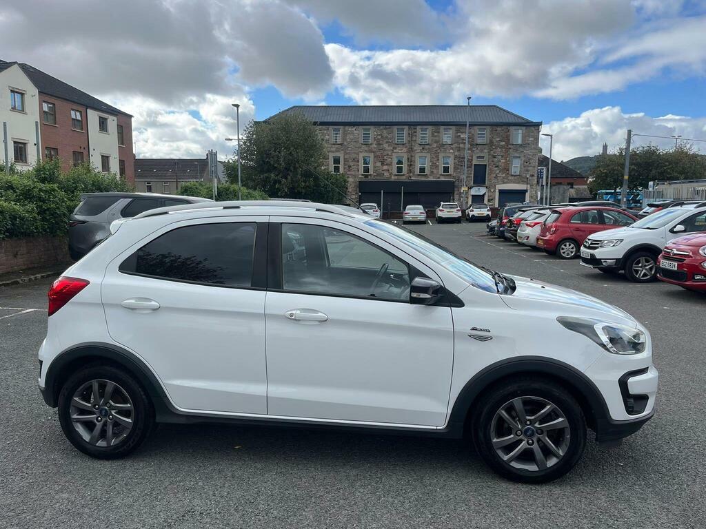 Ford KA+ 1.2 Ti-vct Active Euro 6 S S White #3