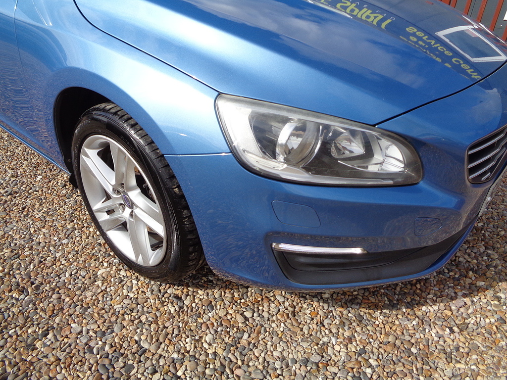 Volvo V60 V60 R-design D2 Black #33